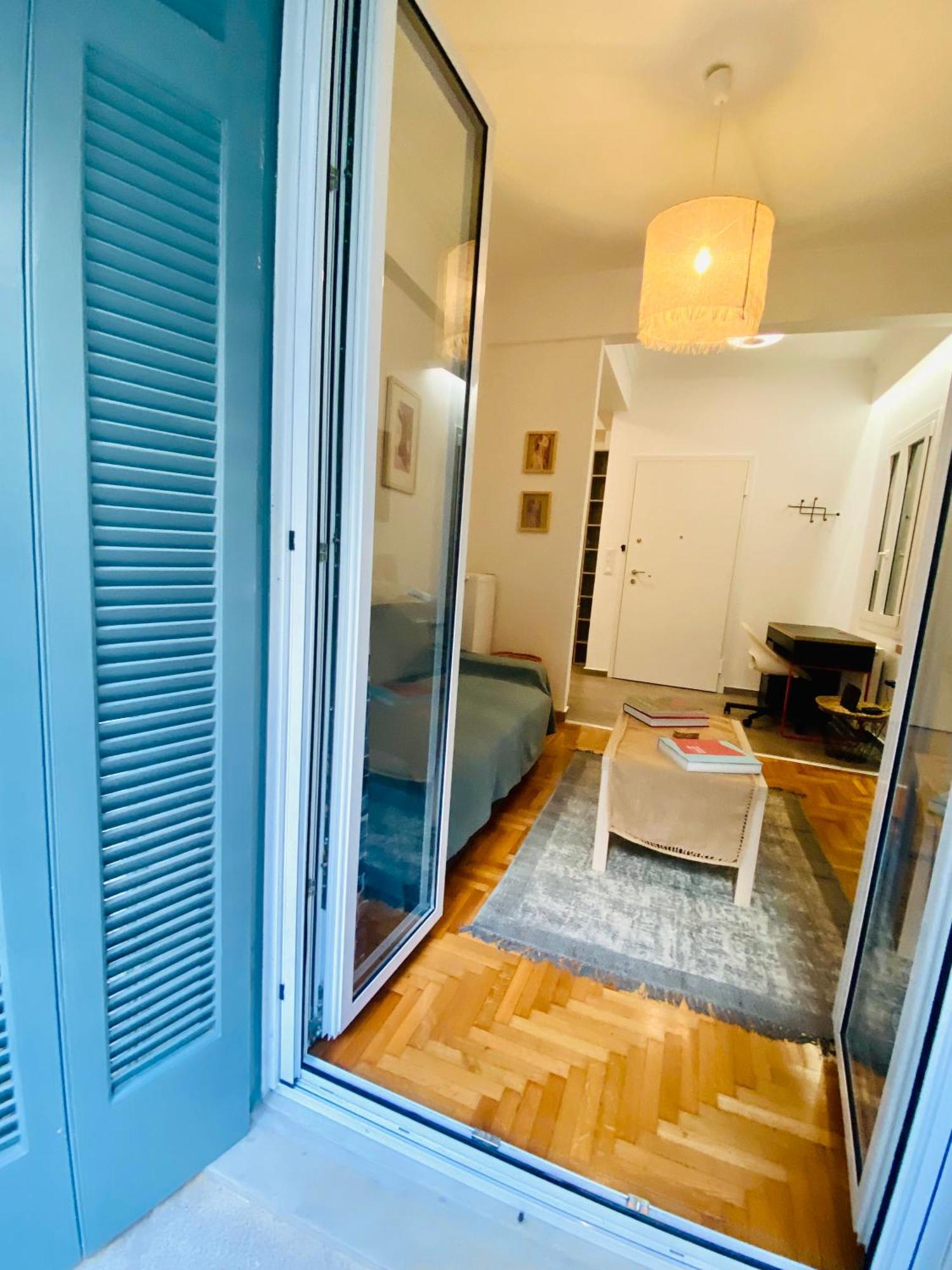 Antinoros Inn, Stylish Apartment,3' To Metro Atenas Exterior foto