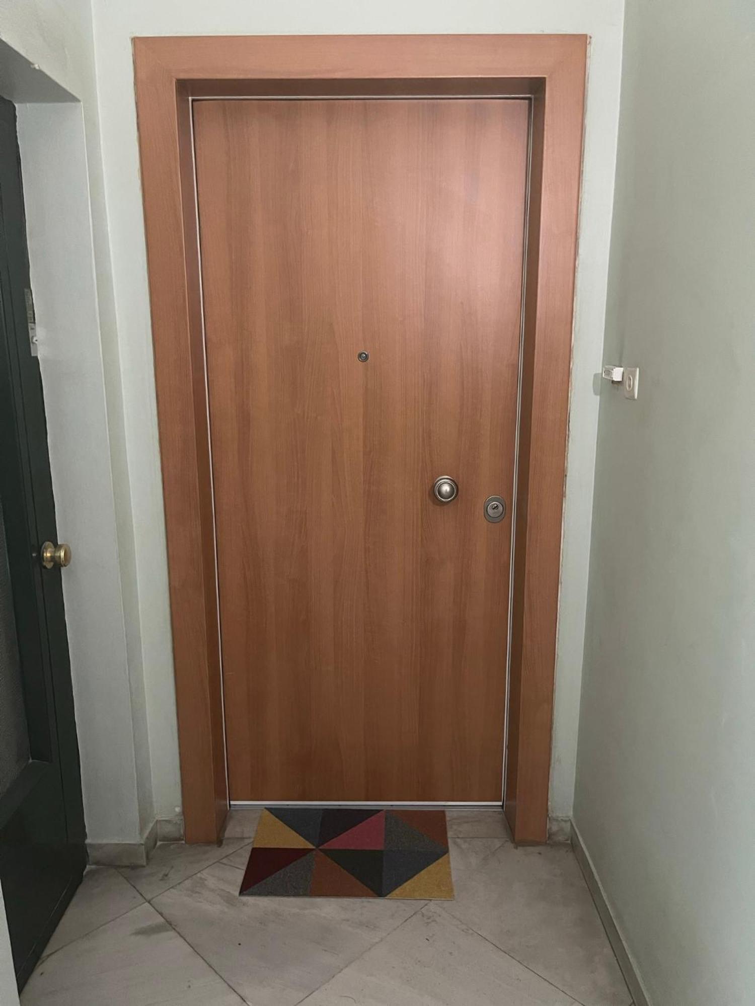 Antinoros Inn, Stylish Apartment,3' To Metro Atenas Exterior foto